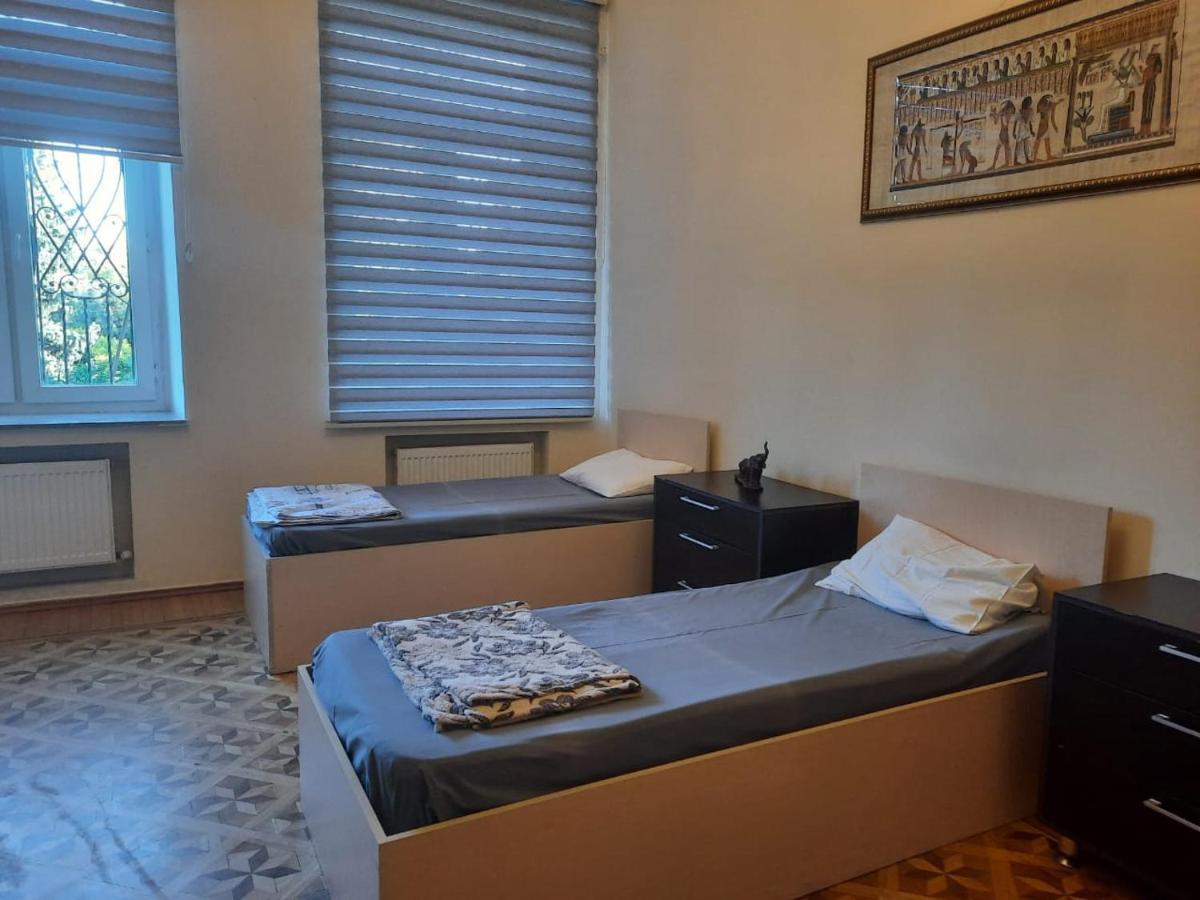 Centrum Hotel&Hostel Baku Bagian luar foto