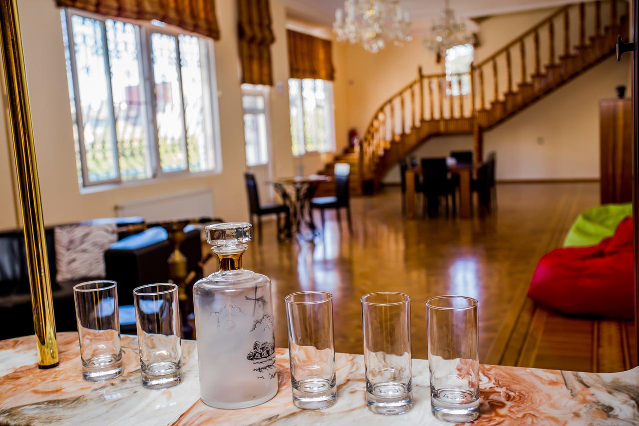 Centrum Hotel&Hostel Baku Bagian luar foto